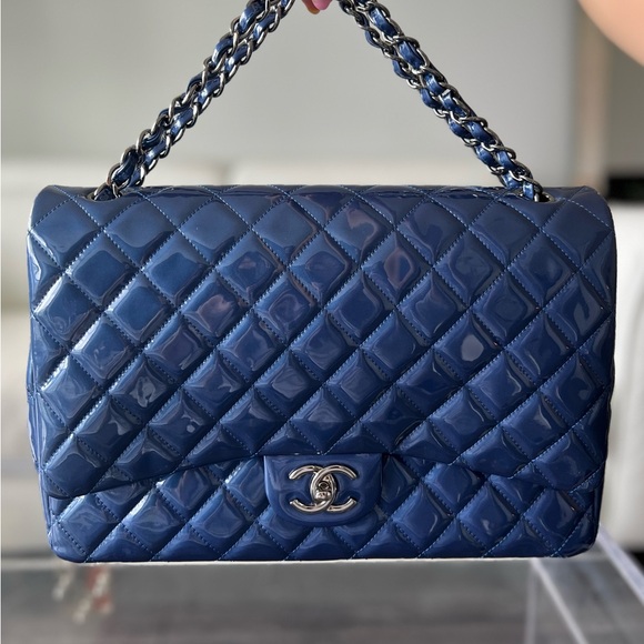 [Authentic] CHANEL PATENT LEATHER JUMBO DOUBLE FLAP BAG - Picture 4 of 17